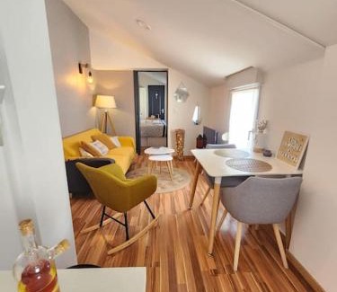Epernay Apartment | Champétillant