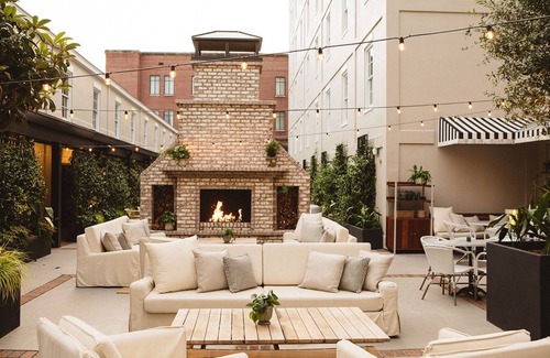 Charleston Historic District Apartment | Charleston Suite | 2 Bedrooms + Apartment-Style