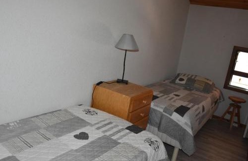 Pralognan-la-Vanoise Apartment | Charmant appart avec mezzanine, balcon sud, piscine chauffée, proche pistes et centre - FR-1-464-5