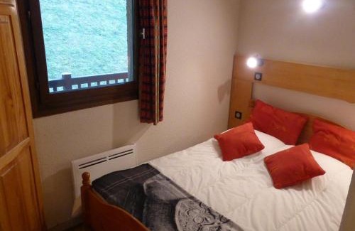 Beaufort Apartment | Charmant appart *, 6 pers, 2 balcons, prox pistes & village, parking gratuit - FR-1-342-147