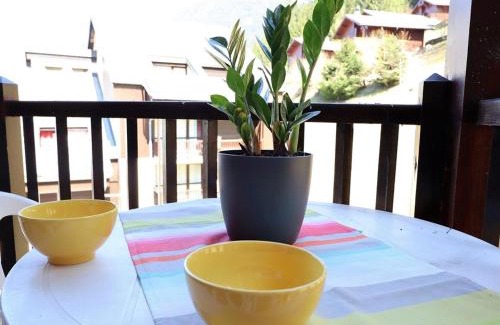 Beaufort Apartment | Charmant appart *, 6 pers, 2 balcons, prox pistes & village, parking gratuit - FR-1-342-147