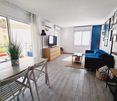 Golfe Juan Apartment | Charmant appartement au port de Golfe Juan