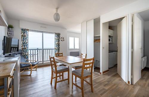 Houlgate Apartment | Charmant appartement face à la Mer avec balcon