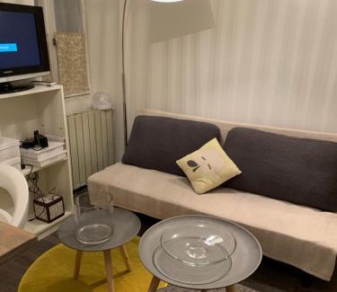 Vierzon Apartment | Charmant Logement à Vierzon ville