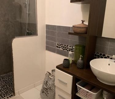 Vierzon Apartment | Charmant Logement à Vierzon ville