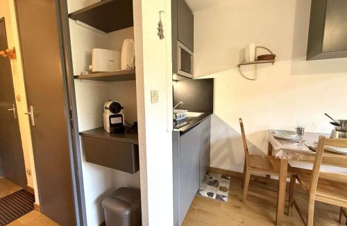 Cohennoz Apartment | Charmant studio à Crest-Voland, 4 pers., proche pistes, balcon, parking privé - FR-1-595-59