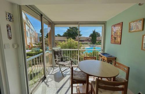 Argeles Plage Apartment | Charmant T2 à Argelès-sur-Mer avec Terrasse et Parking - FR-1-388-242
