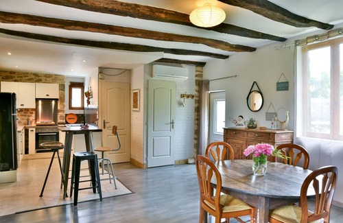 Beaulieu-sur-Dordogne House | Charmante Maison au Plein Cœur D'un Petit Bourg