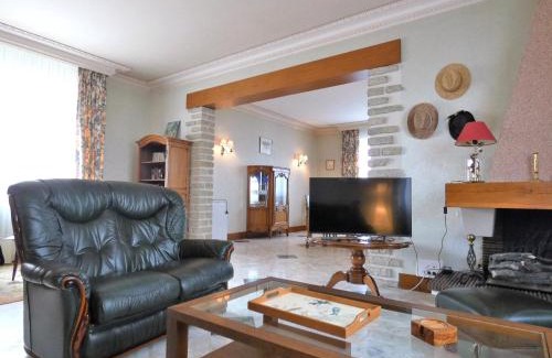 Challet House | Charmante Maison au Cœur d'un Corps de Ferme avec Confort Moderne et Proximité de Sites Touristiques - FR-1-581-105