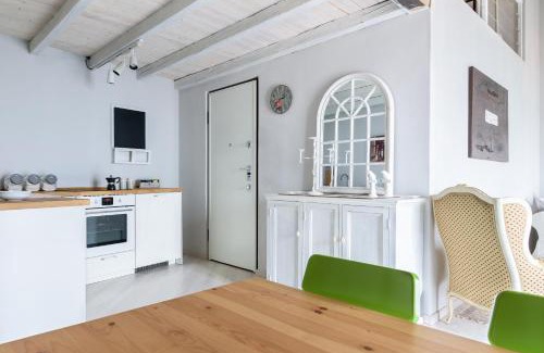 Moltrasio Apartment | Charme and Lake View - byMyHomeinComo