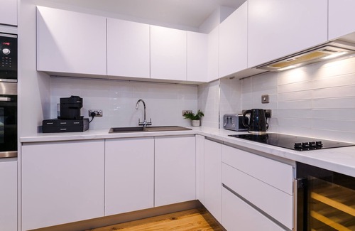 The Westside Apartment | Charming 1-bed Apartment in Birmingham