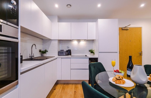 The Westside Apartment | Charming 1-bed Apartment in Birmingham
