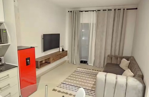Gaborone Apartment | Charming 1-bedroom apartment in delightful Gaborone with AC