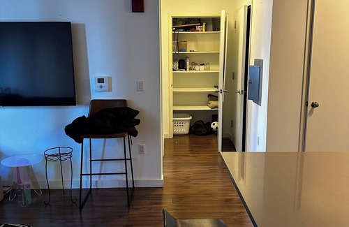 Downtown Brooklyn Apartment | Charming 1-bedroom apartment in superb Brooklyn with AC
