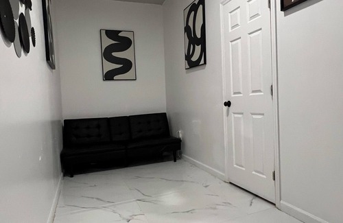 Liberty City House | Charming 1-bedroom house in pleasant Miami with AC, WiFi