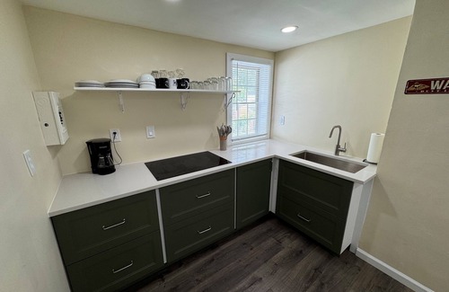 Westminster Apartment | Charming 1-Bedroom Loft in Welcoming Westminster with AC - 3rd Floor