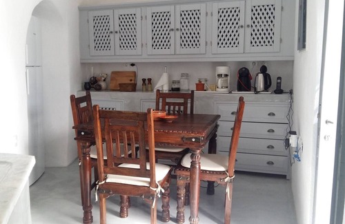 Pyrgos House | Charming 1705 Castle House in Pirgos Kallistis, Greece