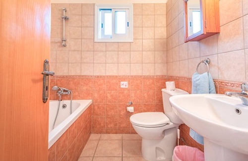Polis Apartment | Charming 2-bed apartment in Polis Chrysochous with WiFi, AC for a perfect stay