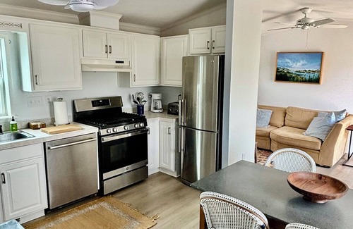Montauk House | Charming 2-bedroom house with WiFi, AC in fabulous Montauk