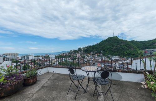 Emiliano Zapata Apartment | Charming 2BDR Romantic Zone Pool with View