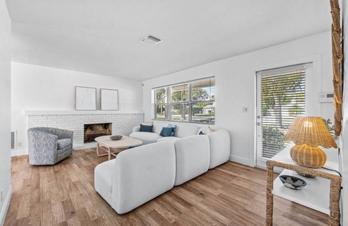 Southside House | Charming 3-bedroom house in wonderful West Palm Beach with WiFi & new A/C.