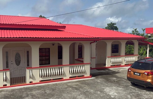 Choiseul Quarter House | Charming 3-bedroom villa with WiFi and AC in Union Vale