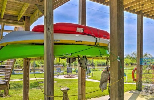 Ocean Springs Cottage | Charming 4-bedroom bayou cottage with AC and WiFi in Ocean Springs