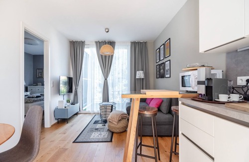 Donaustadt Apartment | Charming and quiet roof apartment, next to VIC, UNO, Danube and U1