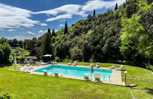 Loro Ciuffenna Apartment | Charming apartment in Loro Ciuffenna, 110 m² with Shared Pool.