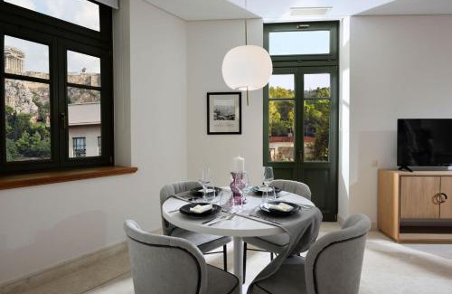Thissio Villa | Charming Athens Villa 1 Bedroom Villa Kyoraku Panoramic Acropolis View Platia Agion Asomaton