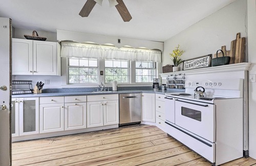 Bolton House | Charming Farmhouse w/Pool & Fishing Pond!