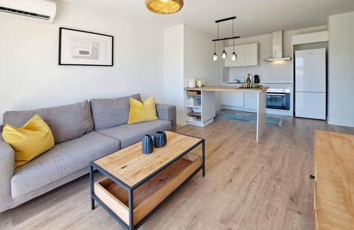 Canet de Berenguer Apartment | Charming flat close to the beach