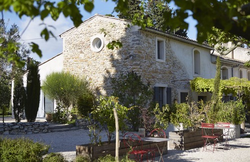 Sarrians House | Charming guest house in the countryside with large garden and large swimming pool