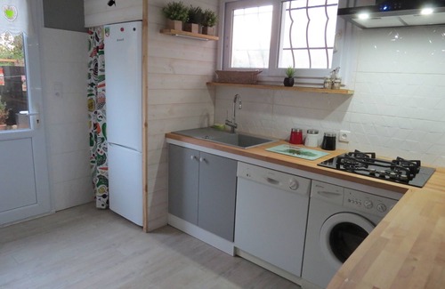 La Cotiniere House | Charming house in quiet, enclosed garden, near sea, port, shops