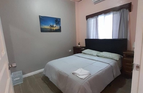 Tela Hotel | Charming hotel with 2 bedrooms and WiFi, AC in Tela