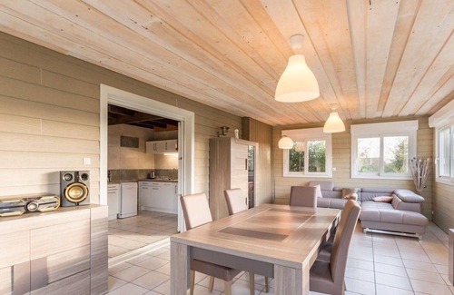 Vy-le-Ferroux Cottage | Charming house with pool, WiFi, and pets allowed