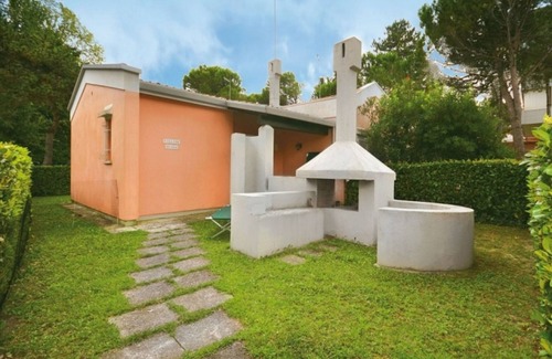 Bibione Lido dei Pini Villa | Charming house with private garden