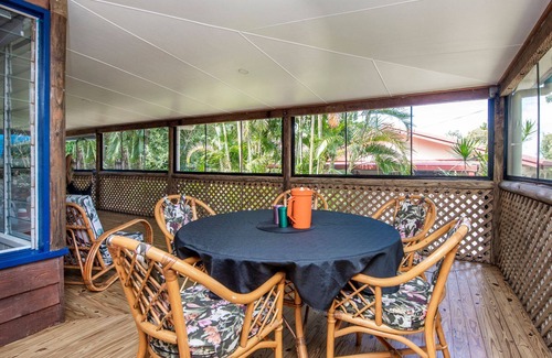 Nelly Bay House | Charming Island Cottage