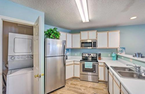 Miramar Beach Apartment | Charming Miramar Beach Condo with Resort Perks!