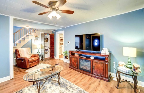 Negaunee House | Charming Negaunee Home ~ 2 Mi to Teal Lake!