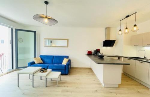 La Rochelle Apartment | charming new flat with balcony