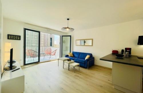 La Rochelle Apartment | charming new flat with balcony