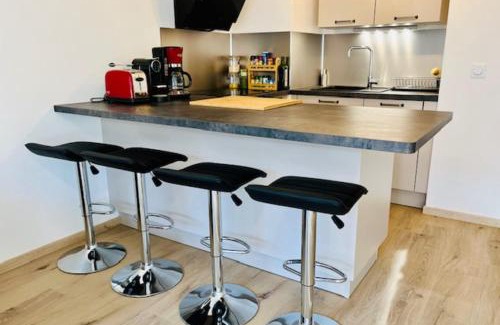 La Rochelle Apartment | charming new flat with balcony