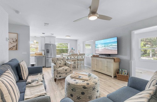 New Smyrna Beach House | ☀️ Charming Pet-Friendly Home - Casa del Limone ☀️