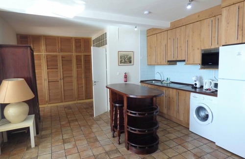 Torremolinos City Centre House | Charming Sea Front Bungalow