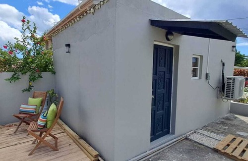 Maxwell Apartment | Charming studio in Maxwell. Walking distance to St. Lawrence Gap and Dover Beach