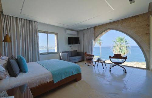 Kfardebian House | Chateau Cabana Resort