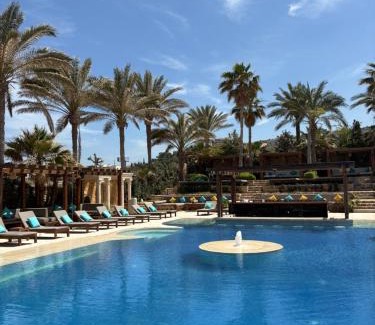 Kfardebian House | Chateau Cabana Resort
