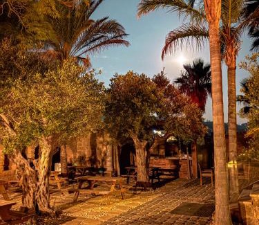 Kfardebian House | Chateau Cabana Resort