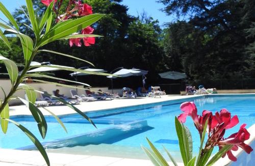 Carlucet Other | CHATEAU DE LACOMTE COUNTRY CLUB
